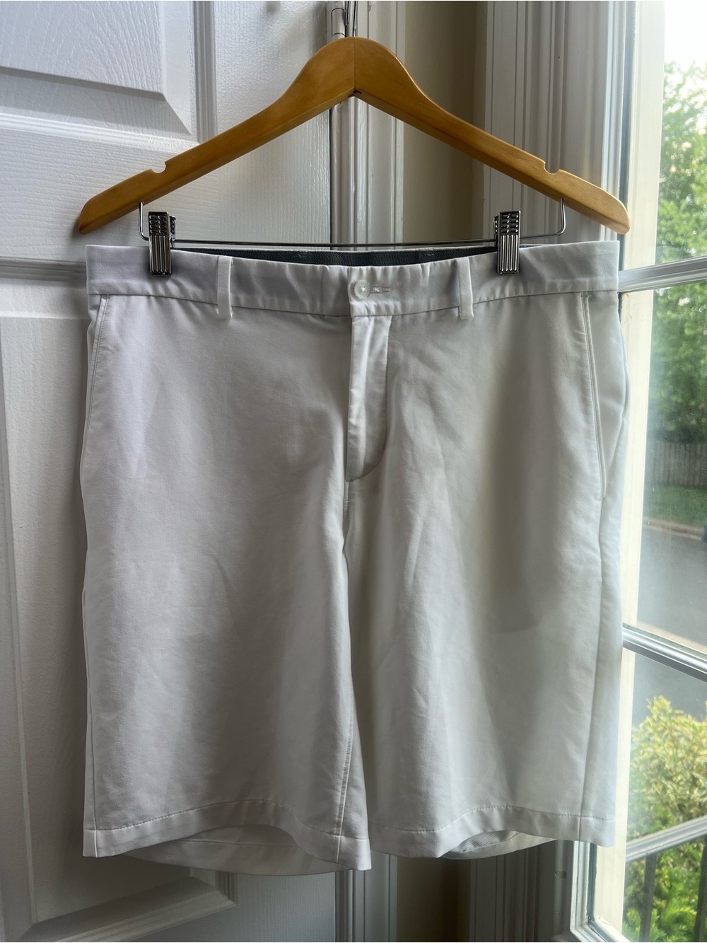 Nike Golf Dri-FIT White Performance Golf Shorts Men’s Size 34 - Picture 2 of 8